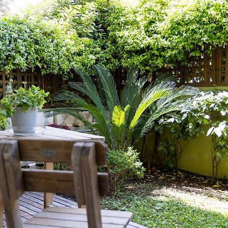 Appartement The Garden House At Alimos à Athènes Extérieur photo